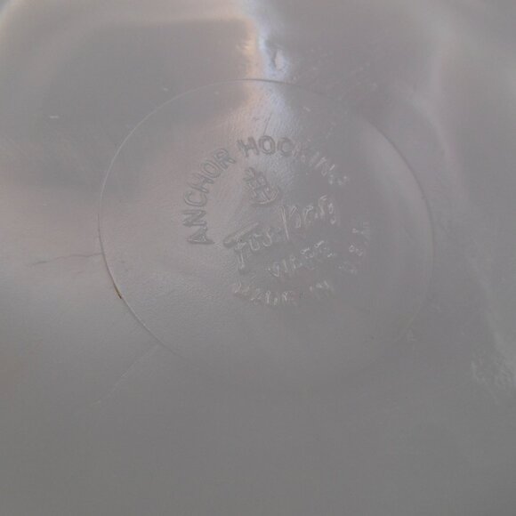 serving relish dish Anchor Hocking milk glass Fire-King hobnail and gold trim - Picture 4 of 7